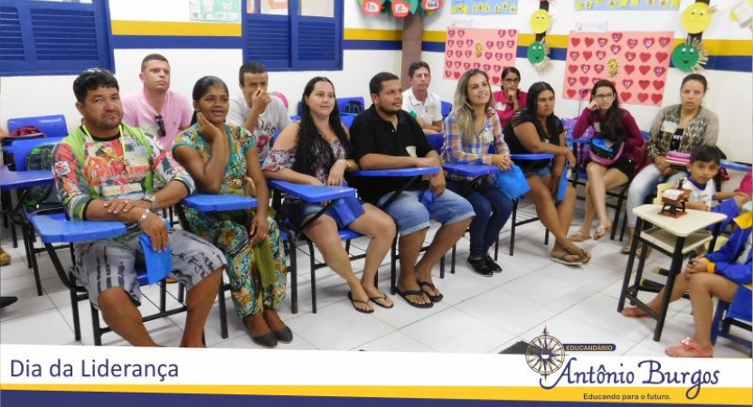                 Pais e familiares visitaram a escola para vivenciarem com os alunos um momento de sinergia e aprendizagens em um dia repleto de