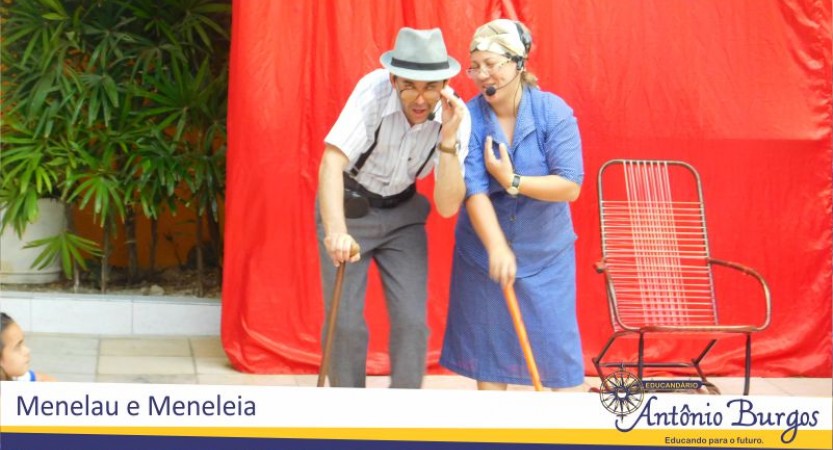                 Na última quarta, 13 de setembro, um simpático casal de velhinhos encheu de alegria o pátio da escola e movimentou  alunos e